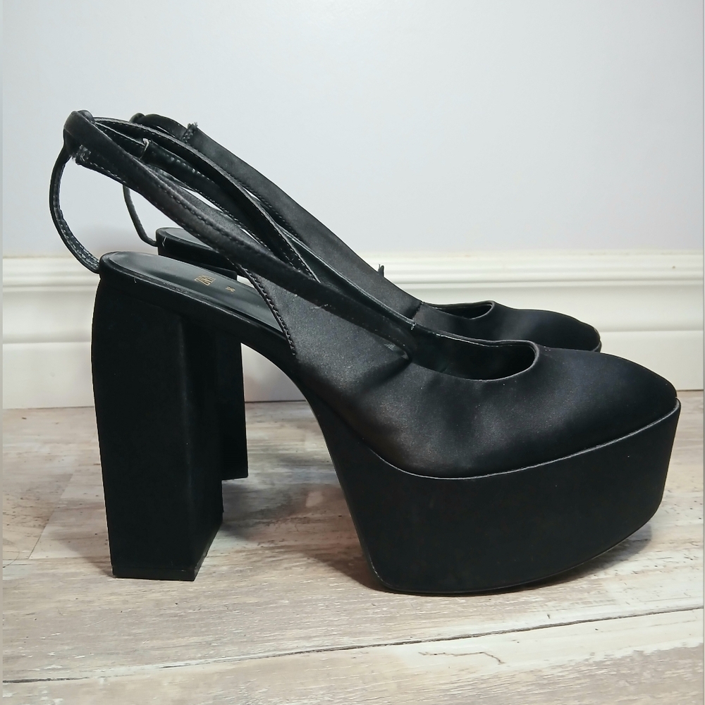 Zara Chunky Platform Heels – EU 38 / Women’s US 8 – Black Statement Block Heel